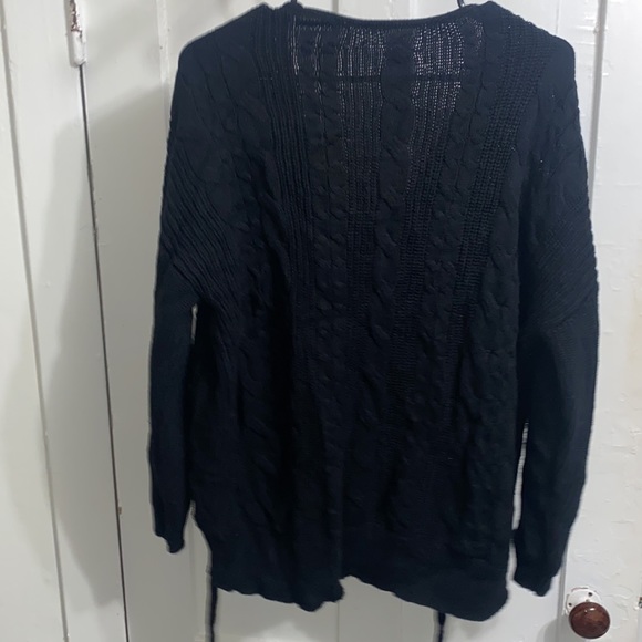 Sweater - Picture 4 of 4